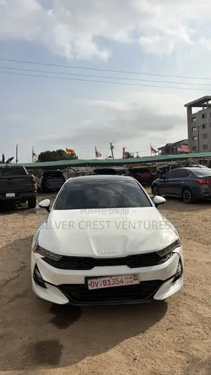 Kia K5 2022 White