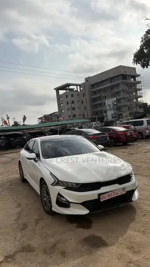 Kia K5 2022 White