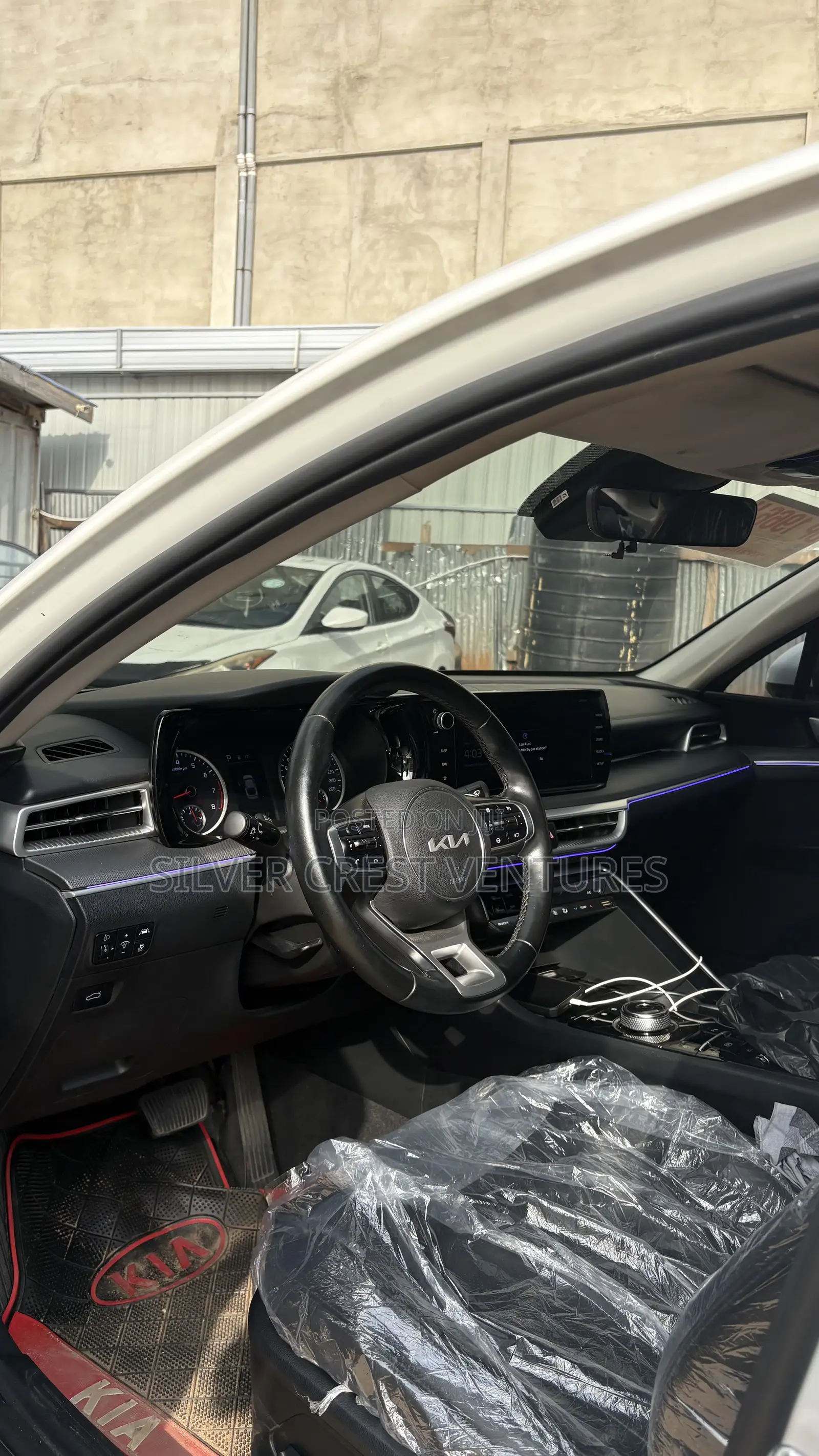Kia K5 2022 White