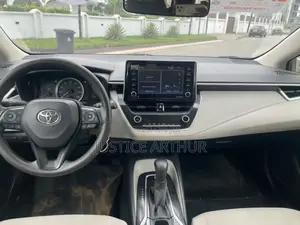 Toyota Corolla 2021 Gray