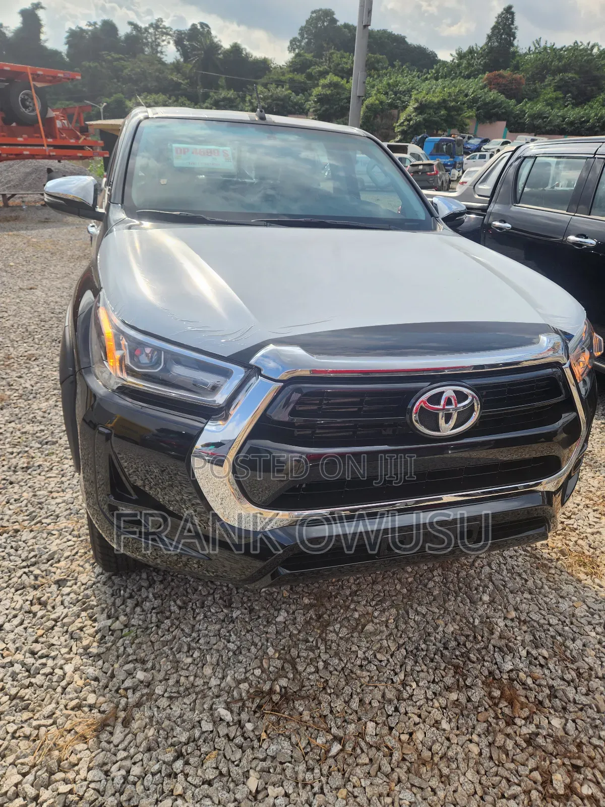 New Toyota Hilux 2025 Black