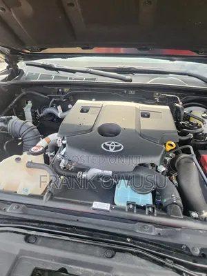 New Toyota Hilux 2025 Black