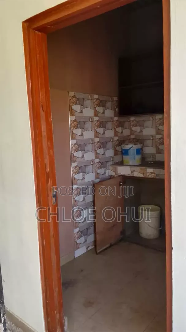 1bdrm Apartment in Cp, Adade for rent