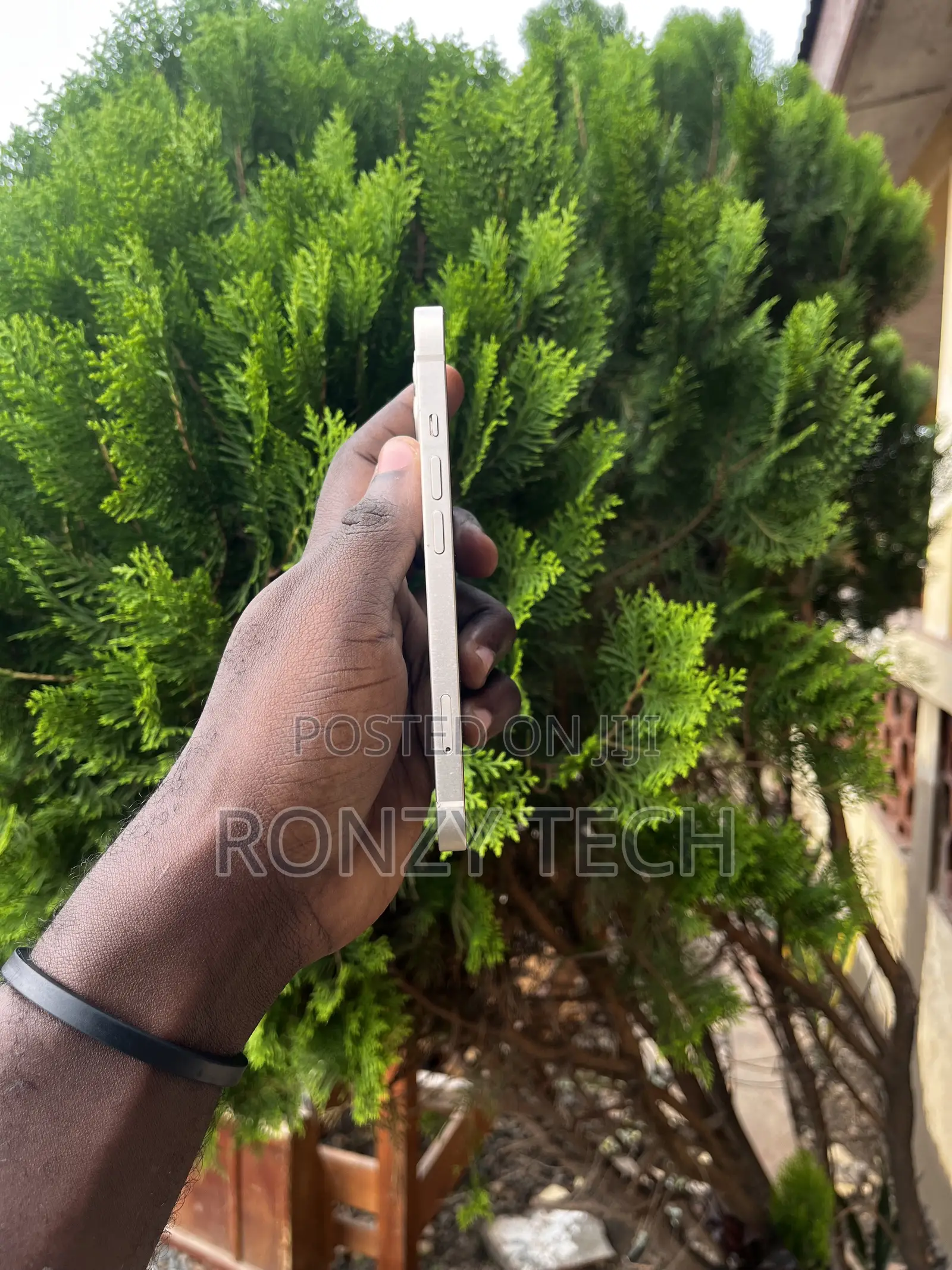 Apple iPhone 13 256 GB White