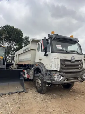 Brand New Sinotruk HOWO 6x4 Dump Truck for Sale