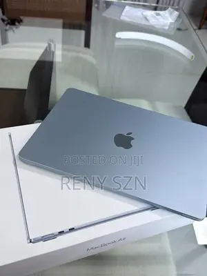 New Laptop Apple MacBook Air 2025 M4 16GB Apple M4 SSD 512GB