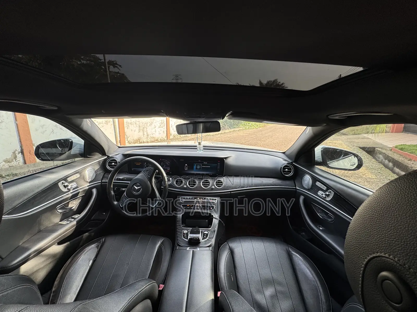 Mercedes-Benz E300 2018 White