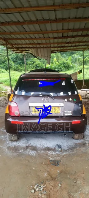 Toyota IST 2006 Brown
