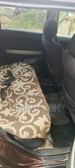 Toyota Yaris 2006 Brown