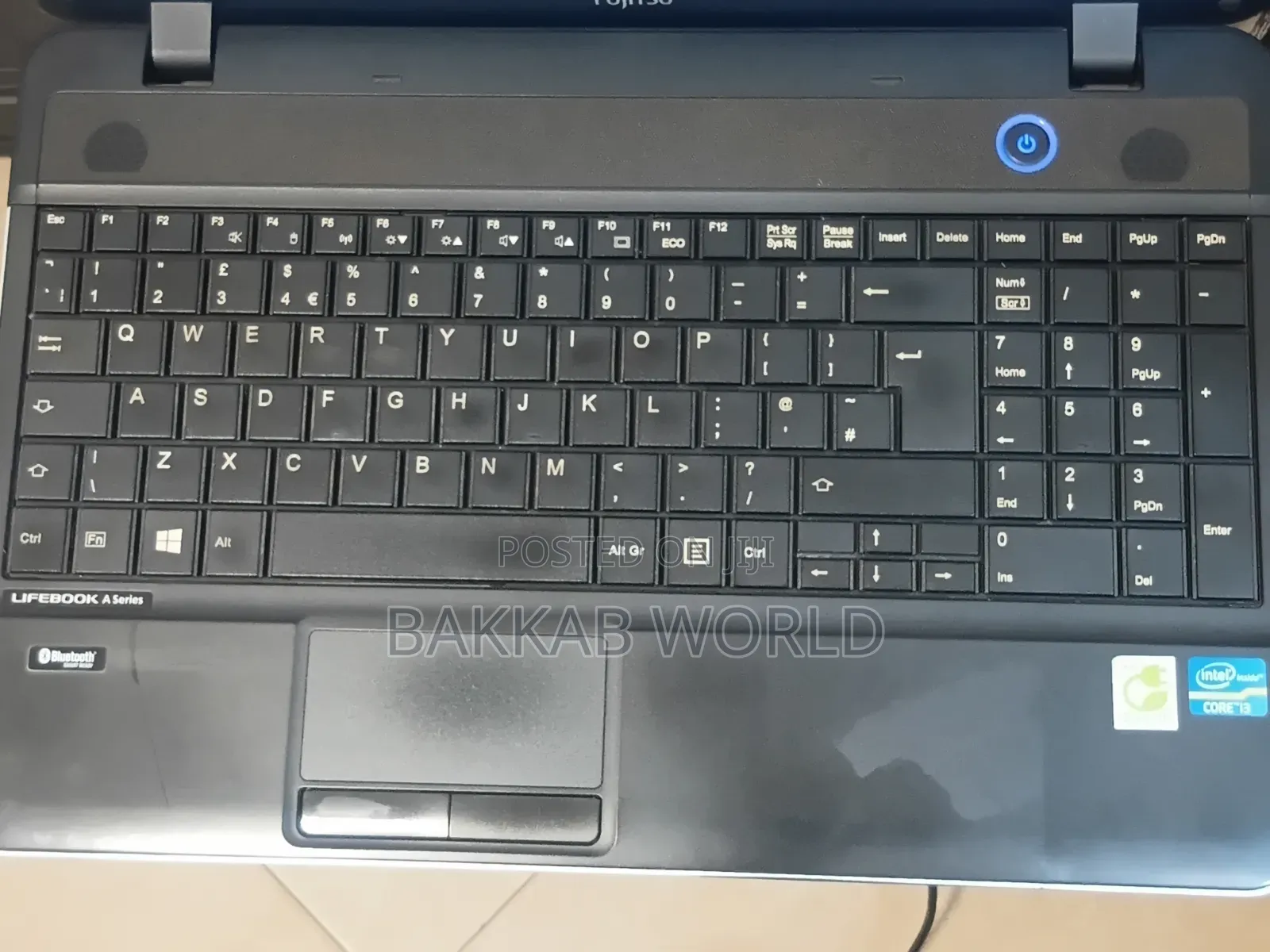 Laptop Fujitsu 4GB Intel Core i3 HDD 320GB