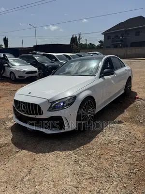 Mercedes-Benz C300 2017 White