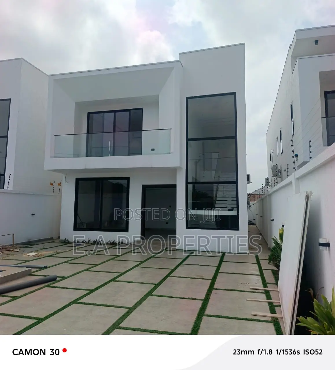 4bdrm House in E A Properties, Lake Side Estate for sale