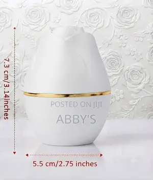 Luxury White Floral LED Ring Box/Case