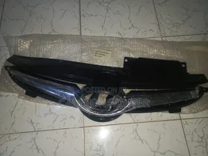 Hyundai Elantra 2014-16 Top Shell Grille