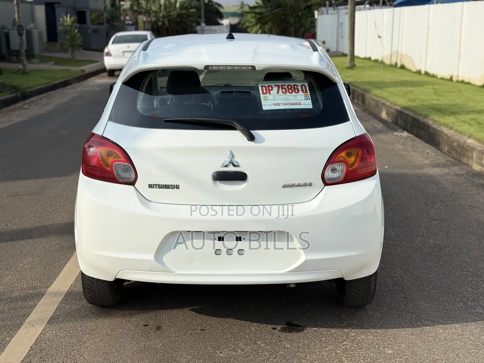 Mitsubishi Mirage DE 4dr Hatchback (1.2L 3cyl CVT) 2015 White