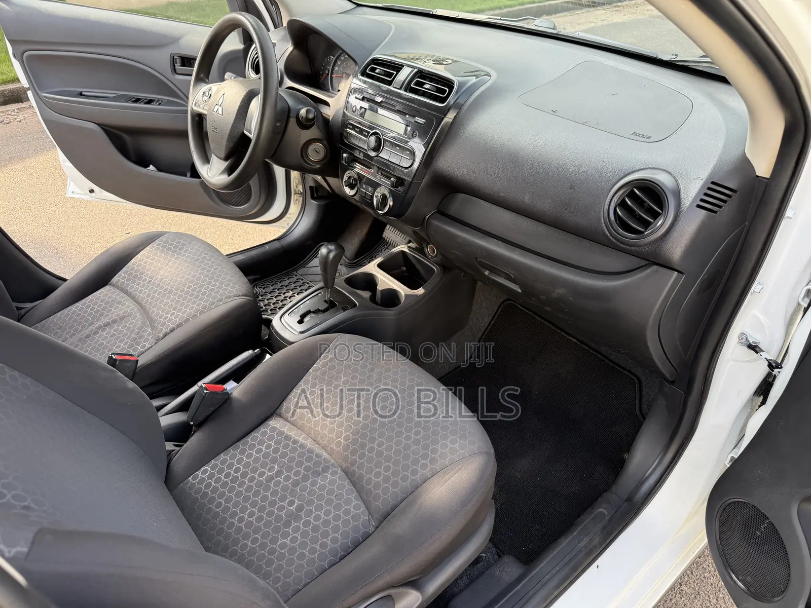 Mitsubishi Mirage DE 4dr Hatchback (1.2L 3cyl CVT) 2015 White