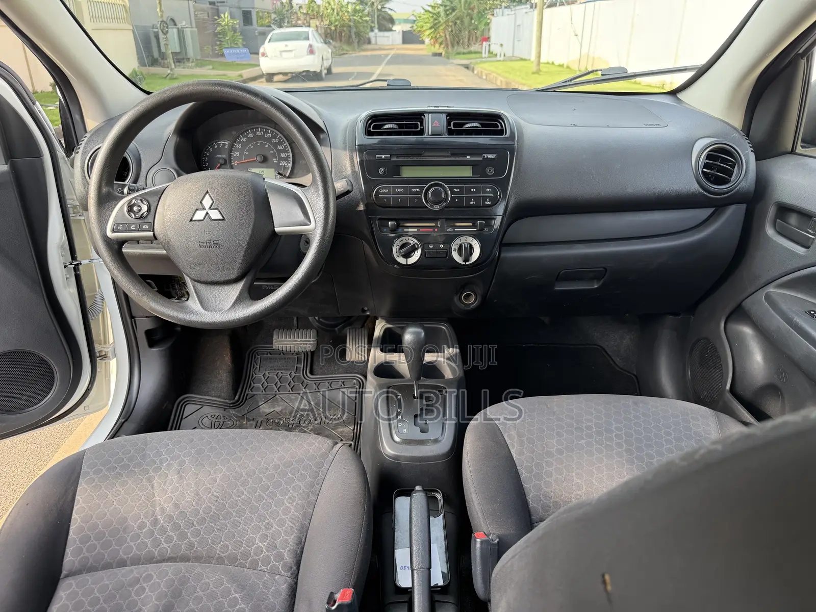 Mitsubishi Mirage DE 4dr Hatchback (1.2L 3cyl CVT) 2015 White