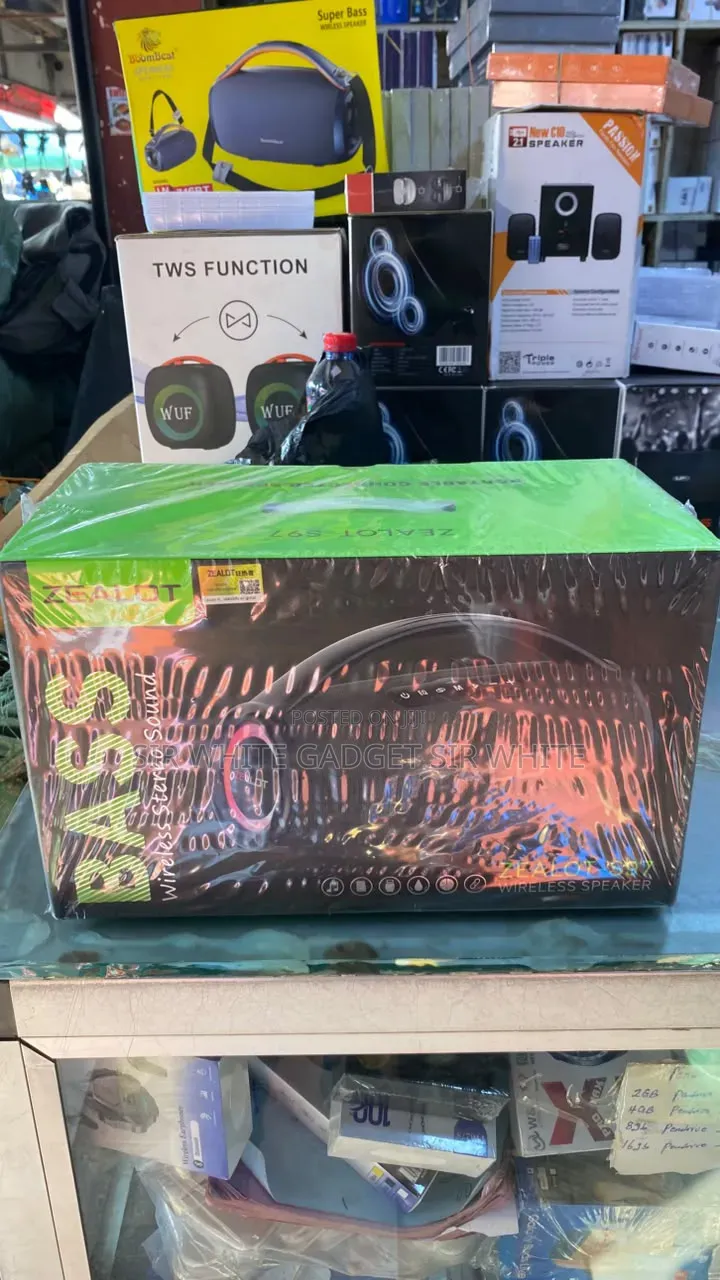 ZEALOT S97 Portable Bluetooth Party Speaker Is a Heavy-Duty