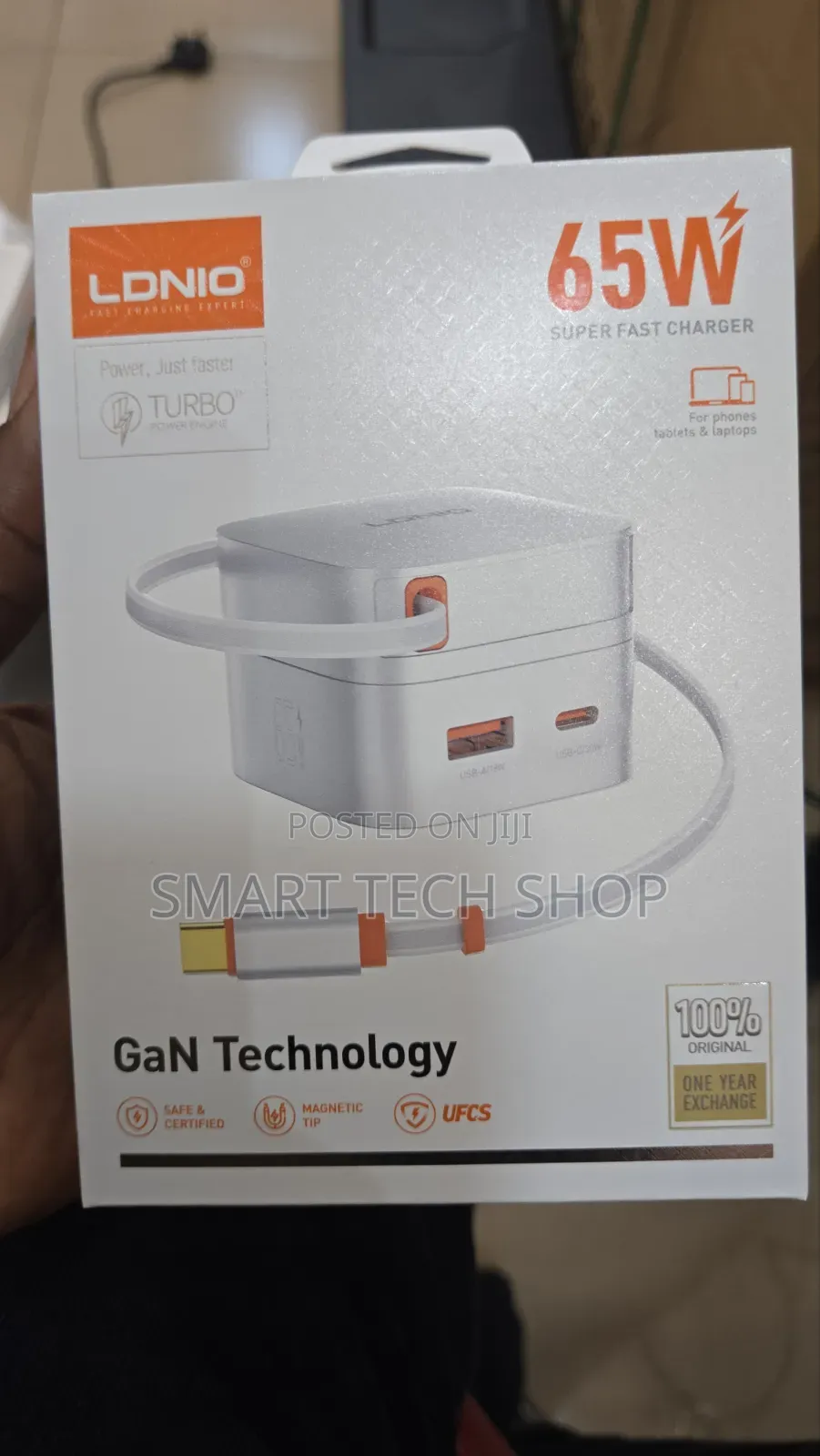 LDNIO Q10 65W GaN Super Fast Charger Built-in Retractable Type-C Cable