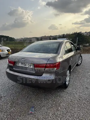 Hyundai Sonata 2.4 Automatic 2008 Gray