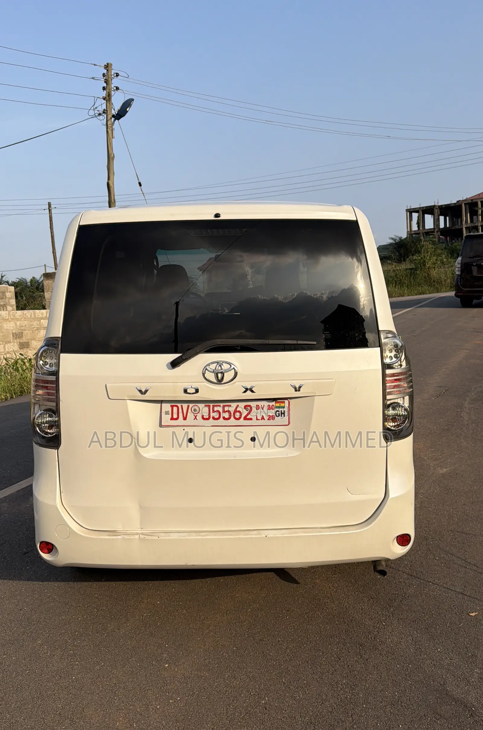 Toyota Voxy 2011 White