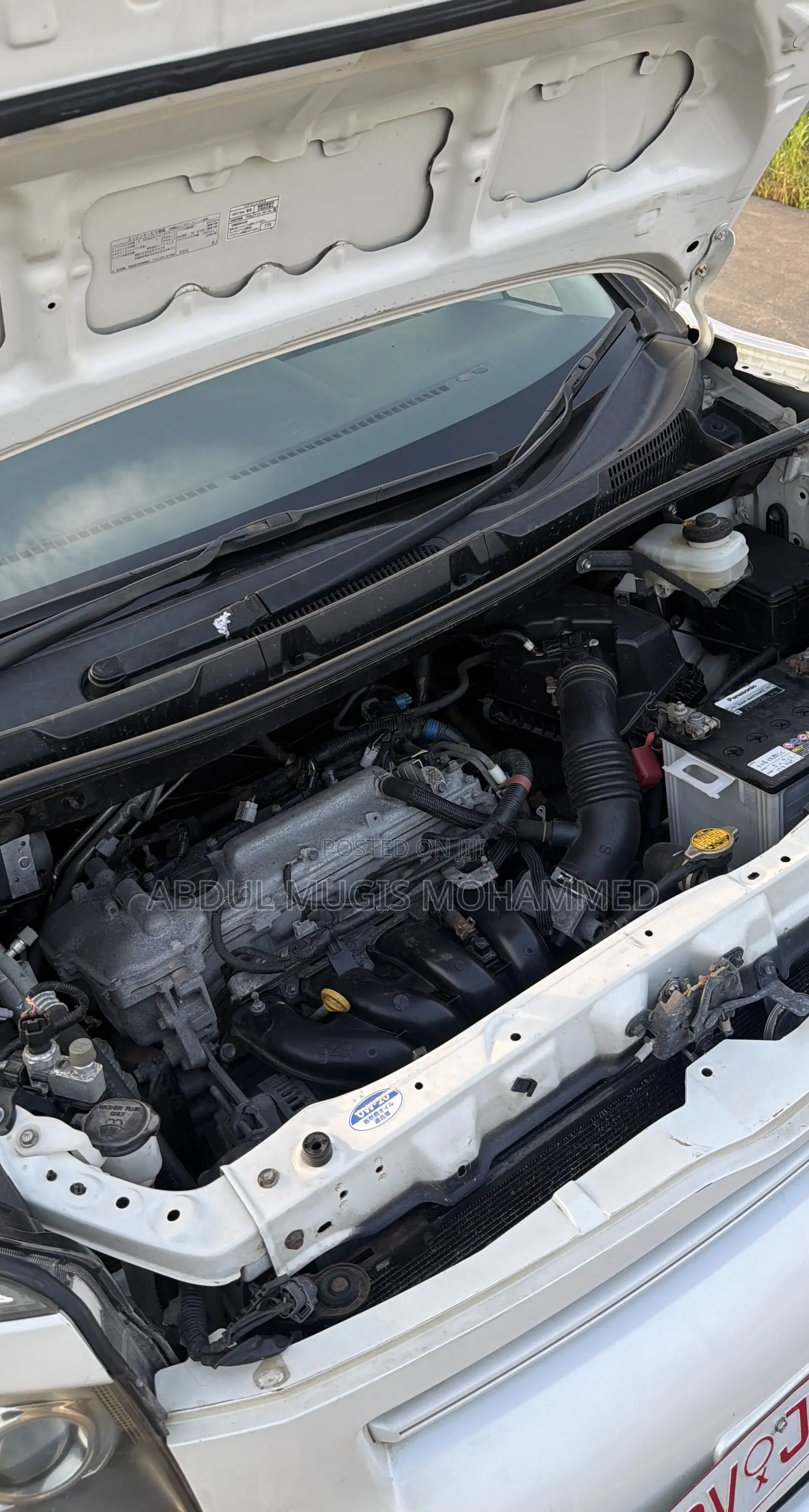 Toyota Voxy 2011 White