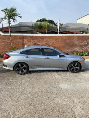 Honda Civic 2018 Gray