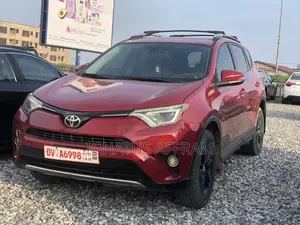 Toyota RAV4 XLE AWD (2.5L 4cyl 6A) 2017 Burgundy