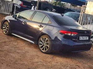 Toyota Corolla SE 2020 Blue