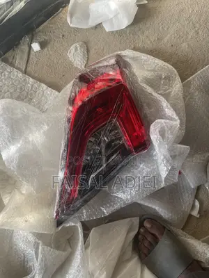 Civic 16 Tail Light