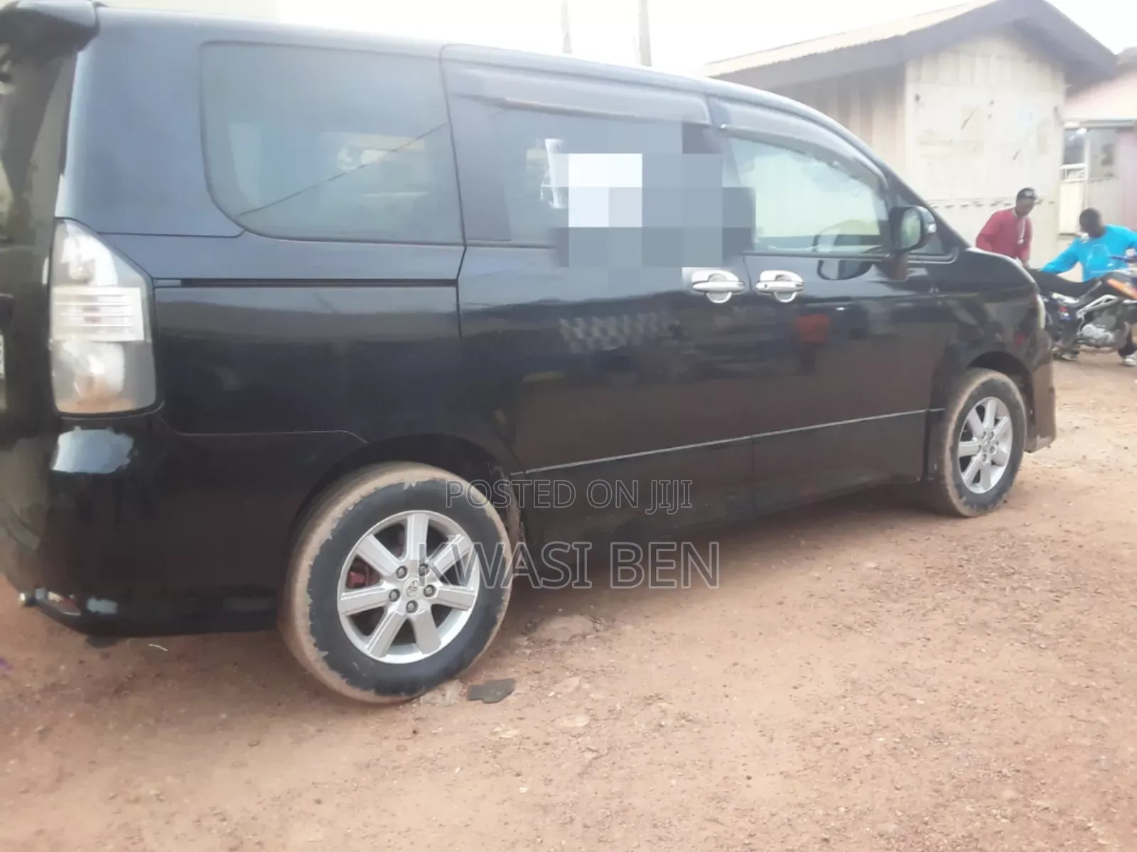 Toyota Voxy 2013 Black