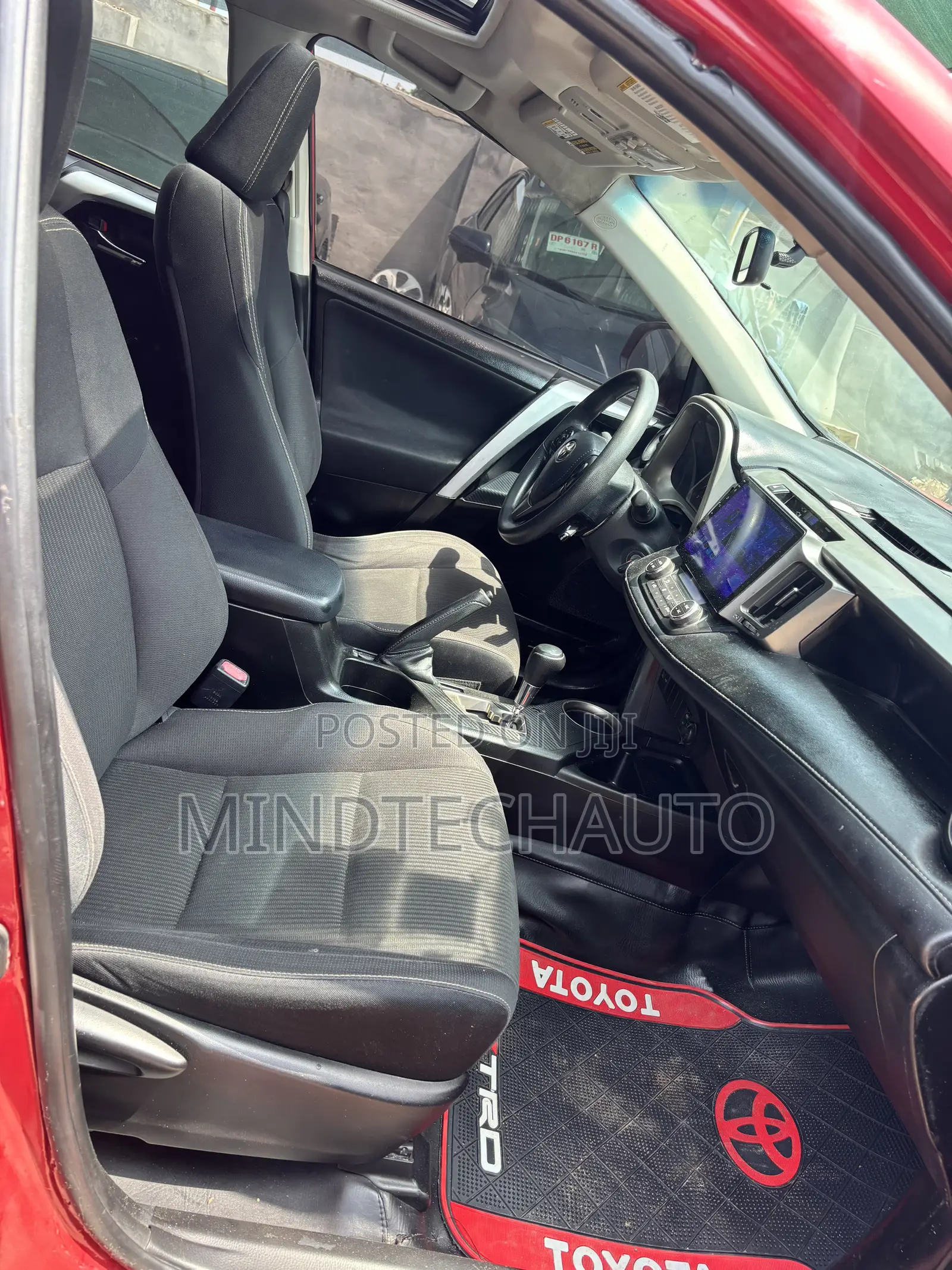 Toyota RAV4 XLE 4dr SUV AWD (2.5L 4cyl 6A) 2015 Red