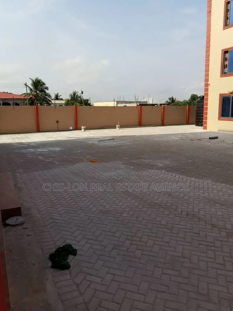 2bdrm Apartment in Chislon Broker’S, Millenium City for rent