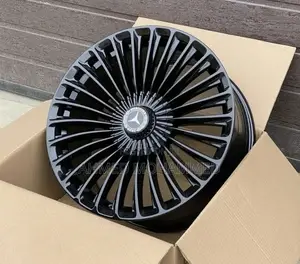 Mercedes-Benz Rim 19 (All Black)