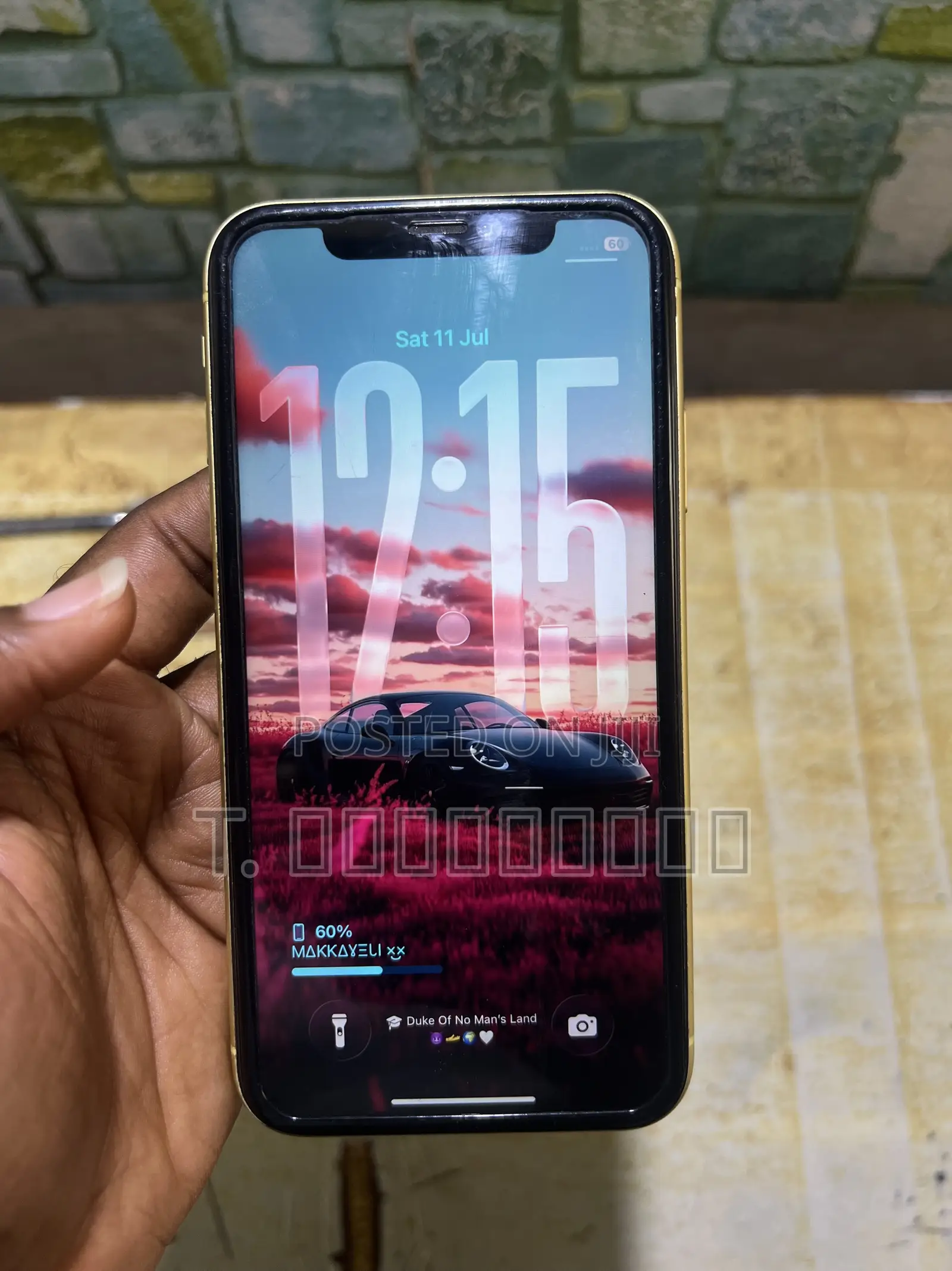 Apple iPhone 11 64 GB Yellow