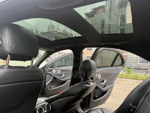 Mercedes-Benz C300 Luxury 4Matic Sedan AWD (2.0L 4cyl 7A) 2016 Black