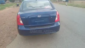 Hyundai Accent 2010 Blue