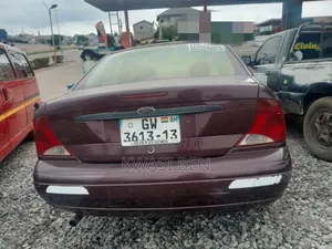 Ford Focus 2004 Brown