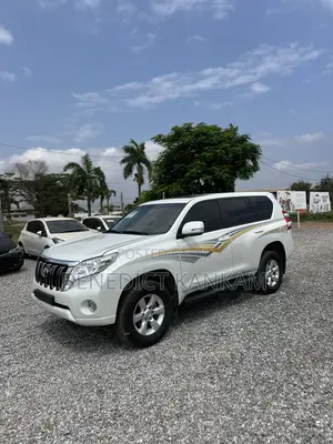 Toyota Land Cruiser Prado 4.0 Petrol TX 2017 White