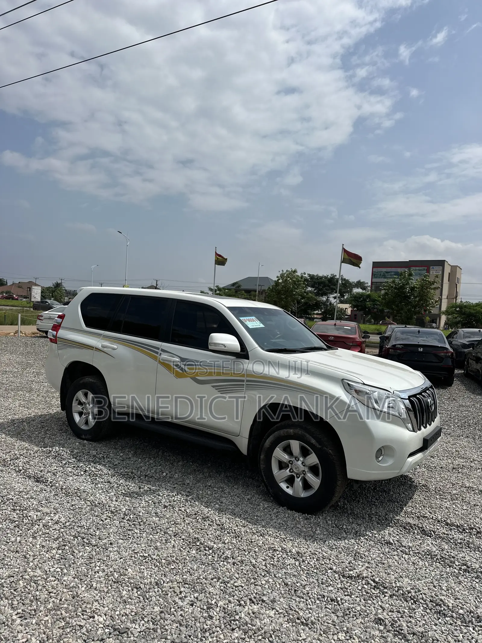 Toyota Land Cruiser Prado 4.0 Petrol TX 2017 White