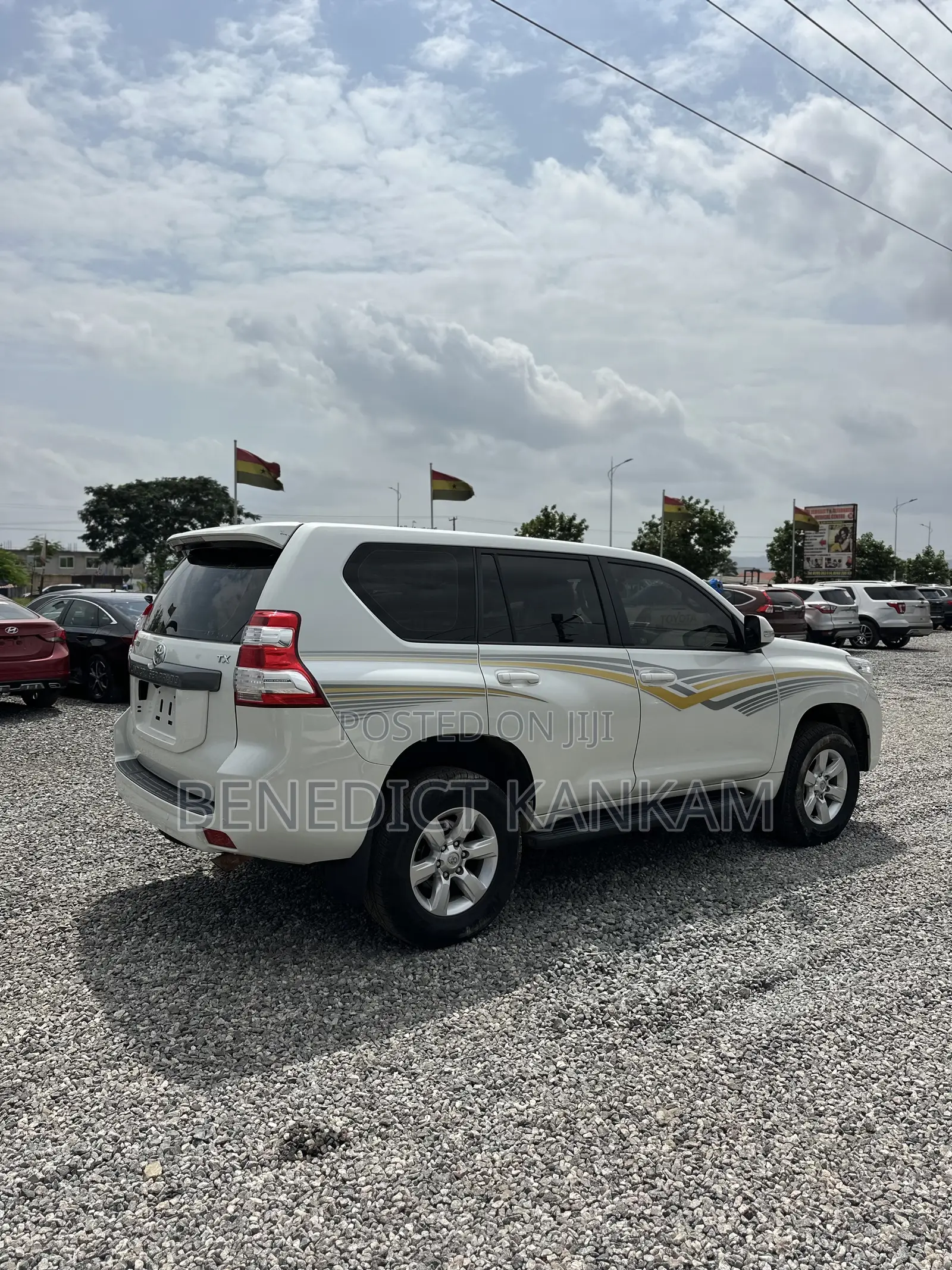 Toyota Land Cruiser Prado 4.0 Petrol TX 2017 White