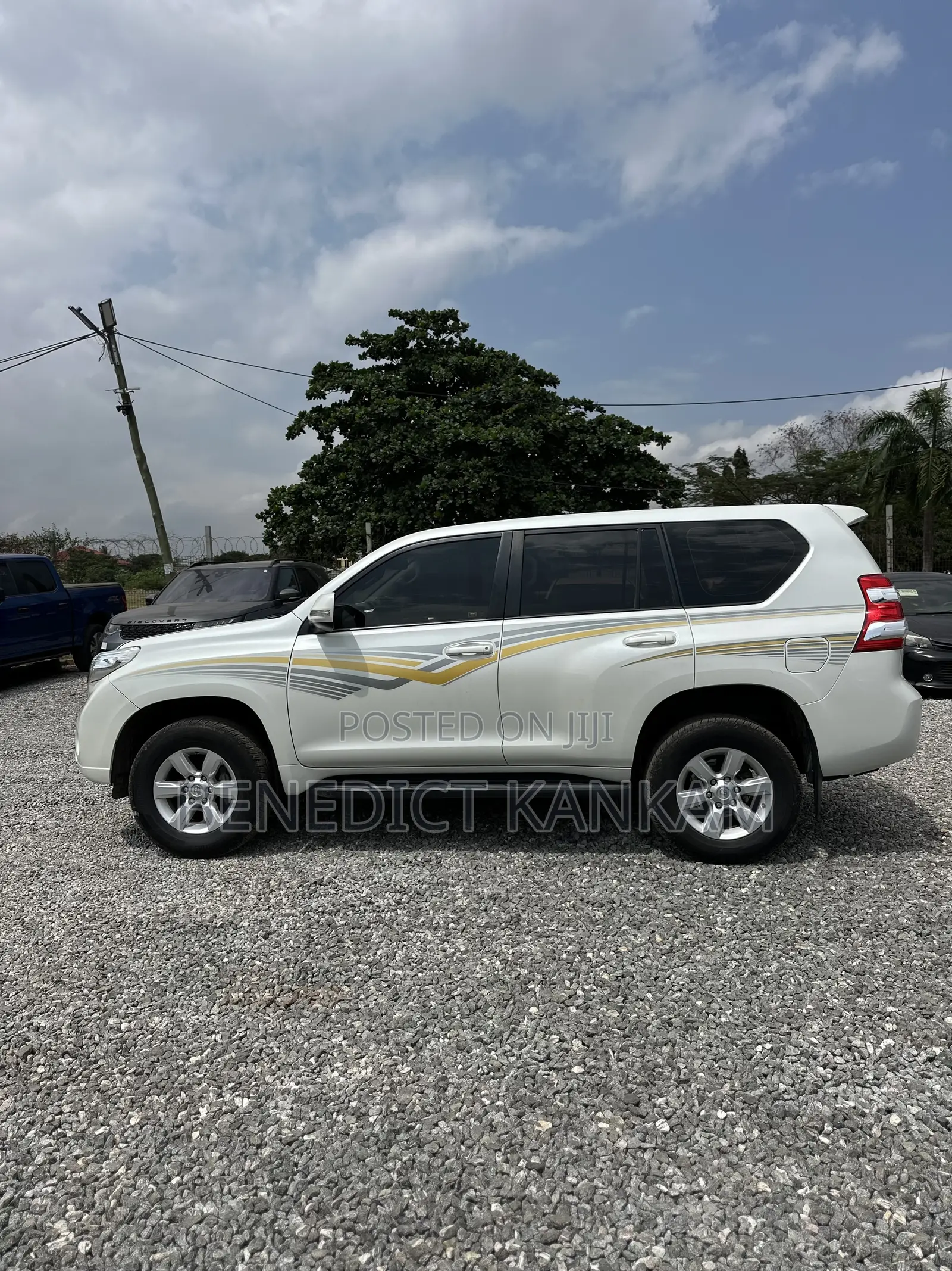 Toyota Land Cruiser Prado 4.0 Petrol TX 2017 White