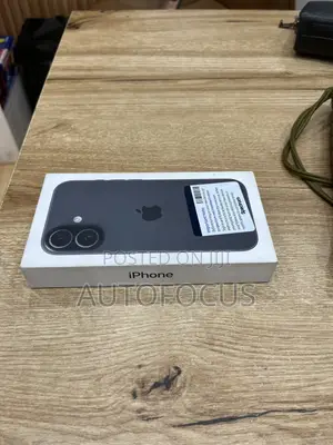 New Apple iPhone 17 256 GB Black