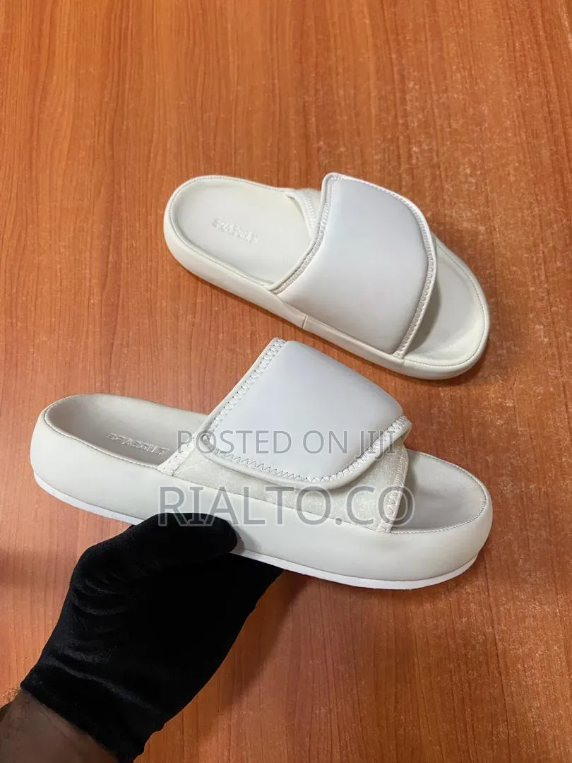 Yeezy Season 7 Nylon Padded Slides