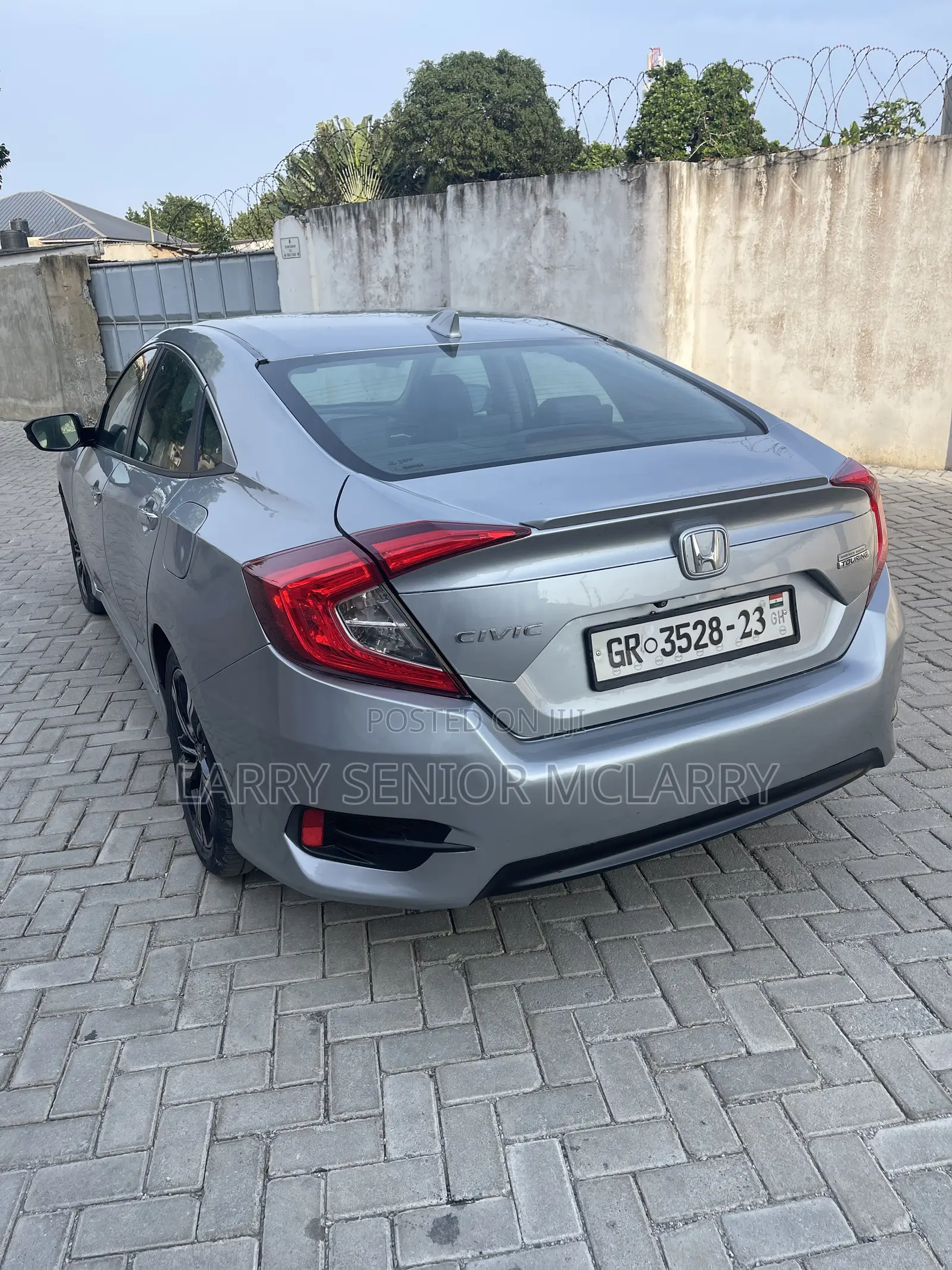 Honda Civic EX-L 4dr Sedan (1.5L 4cyl) 2017 Silver