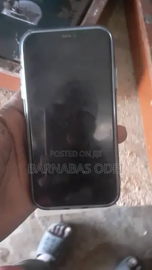 Apple iPhone 11 128 GB White