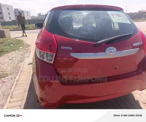 Toyota Yaris 2016 Red