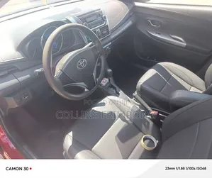 Toyota Yaris 2016 Red