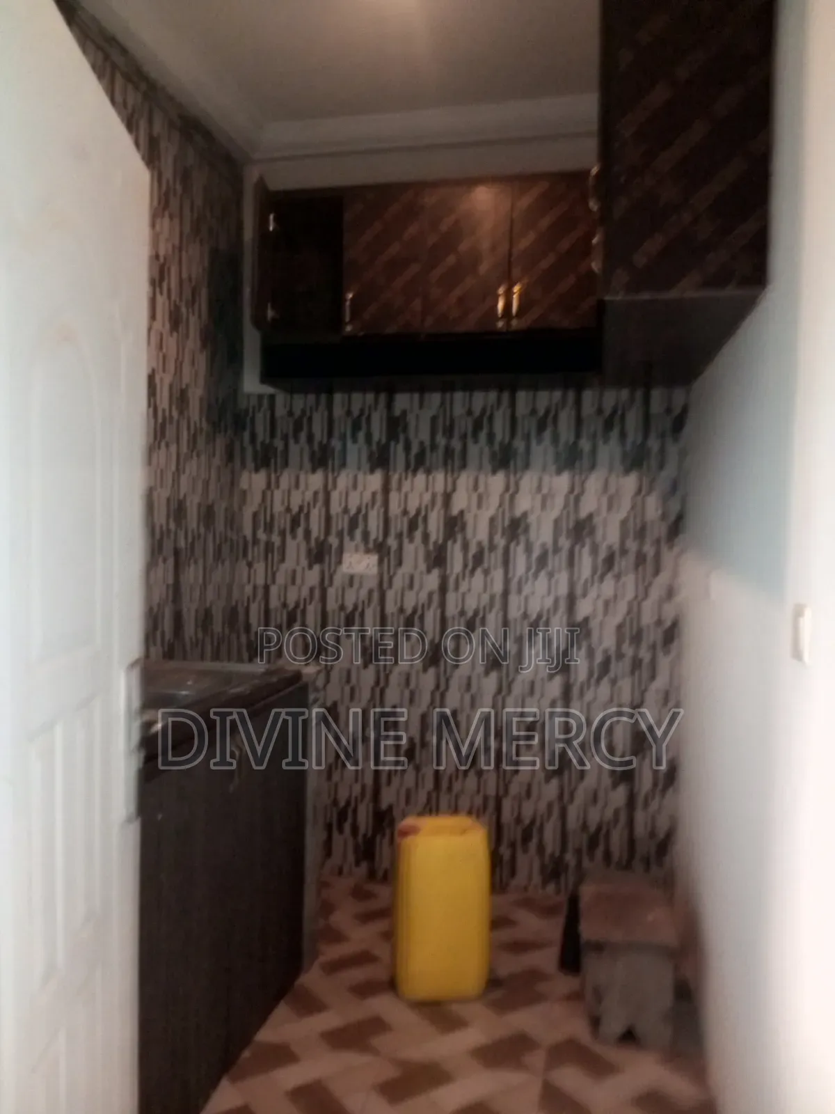 1bdrm Apartment in Newtown, Awutu Senya East Municipal for rent