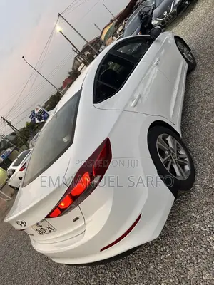 Hyundai Elantra Limited Sedan FWD (2.0L 4cyl 6A) 2017 White